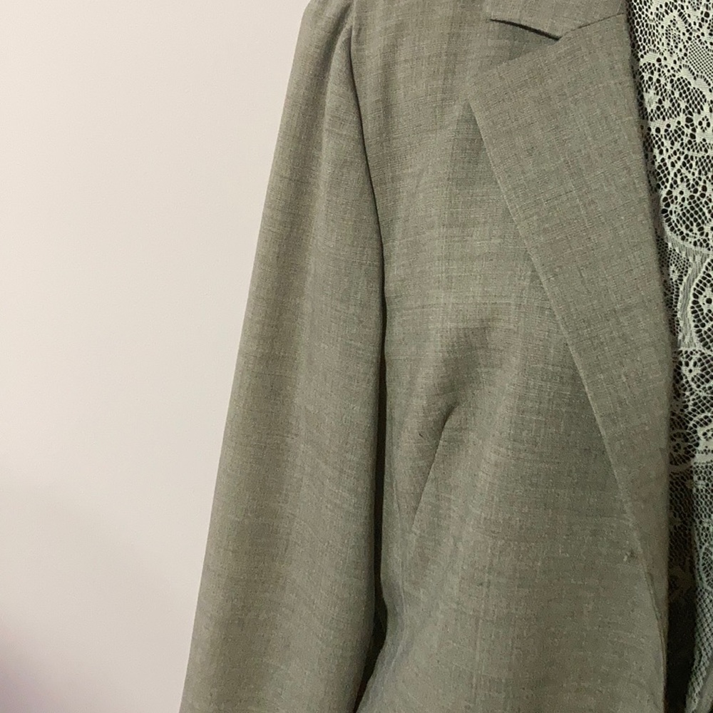 Barami Jacket - image 2